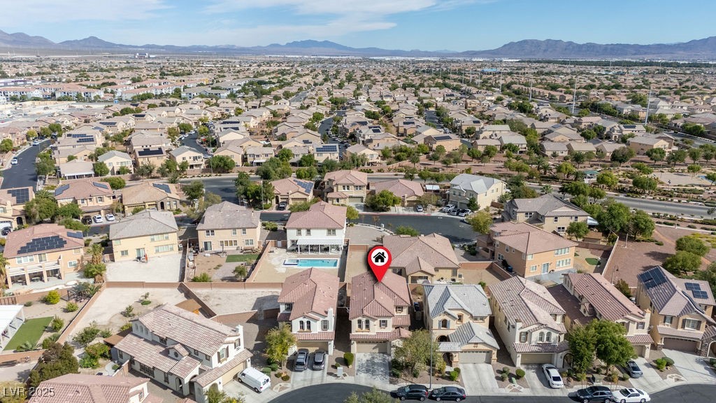 6046 Hidden Summit Street