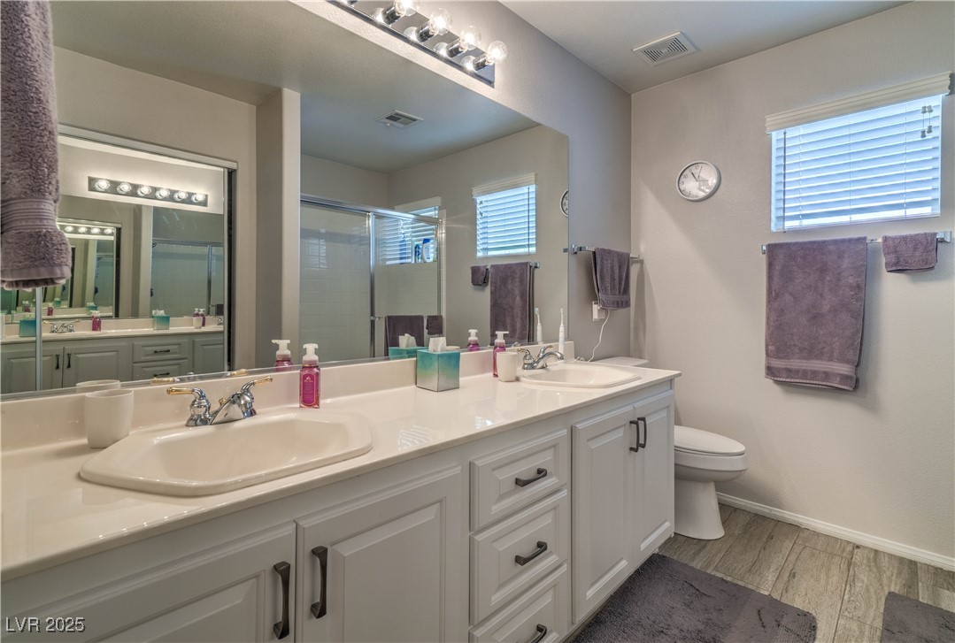 9713 Templemore Avenue 102