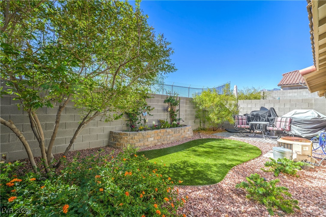 9713 Templemore Avenue 102