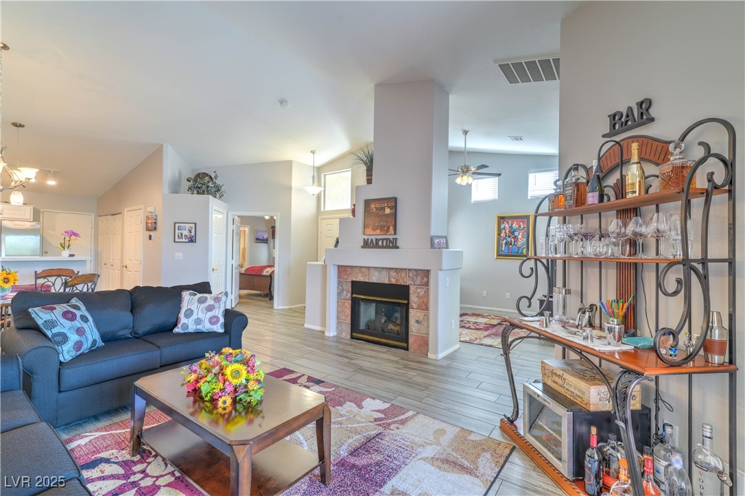 9713 Templemore Avenue 102