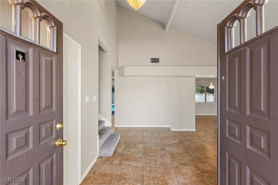 325 Esquina Drive