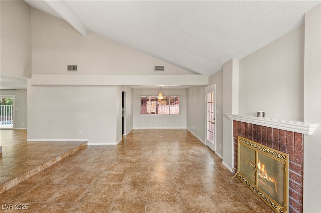 325 Esquina Drive