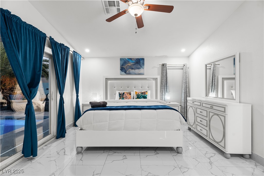 5038 Vista Del Rio Way