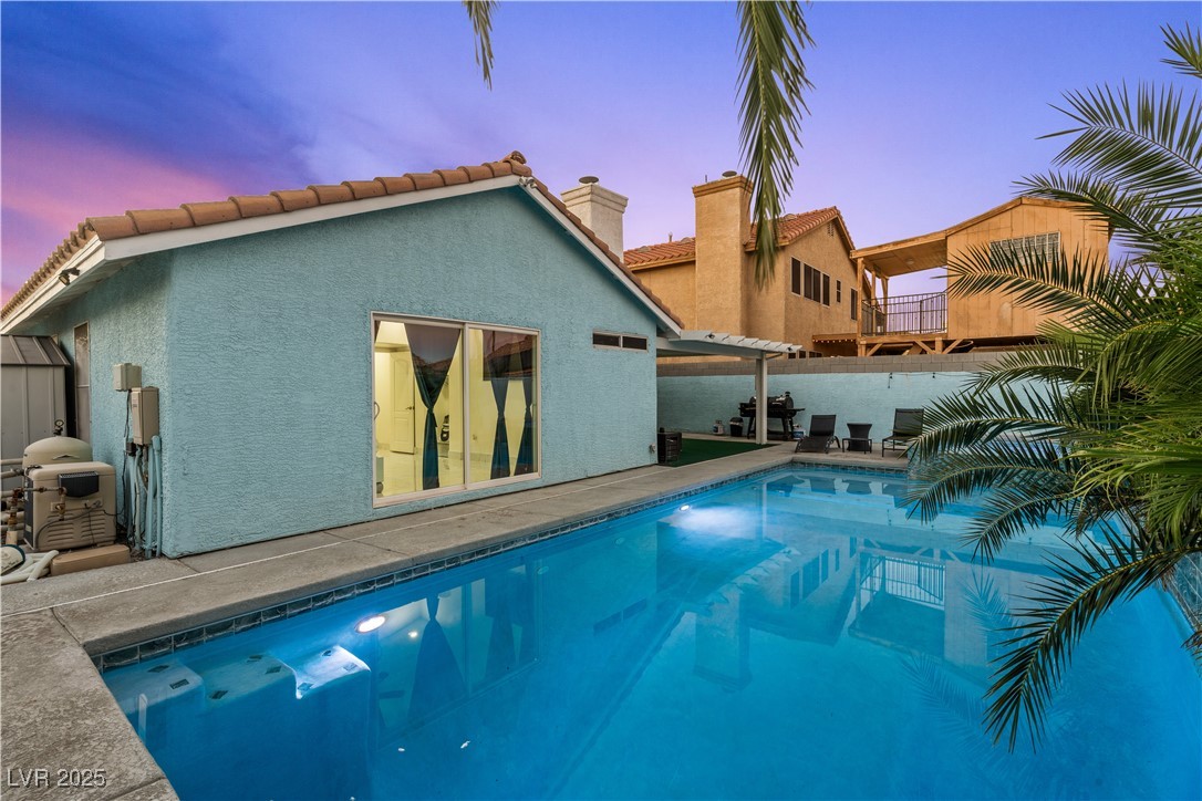 5038 Vista Del Rio Way