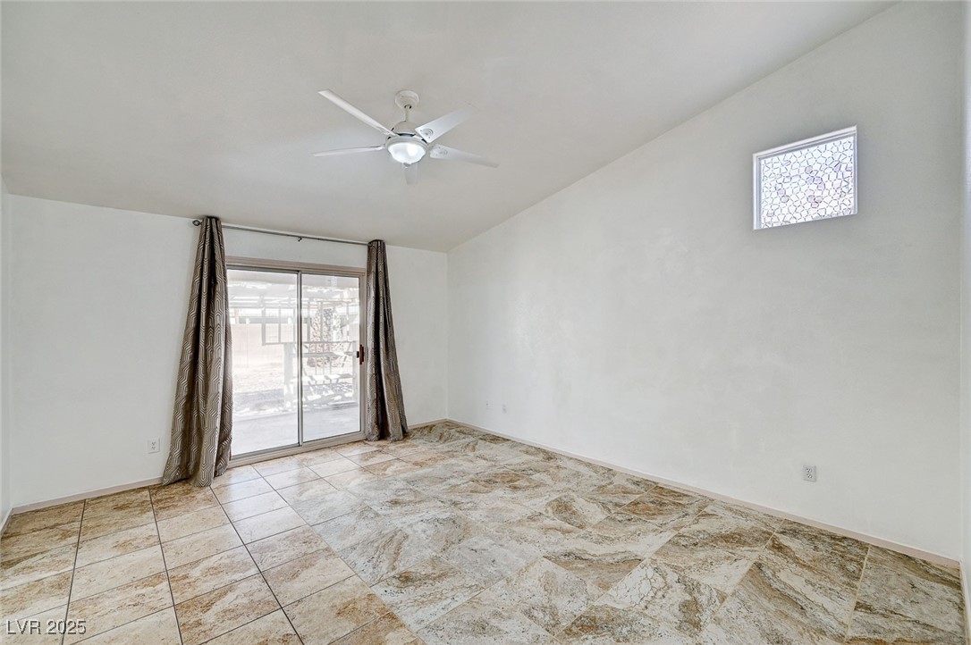 4226 West El Campo Grande Avenue