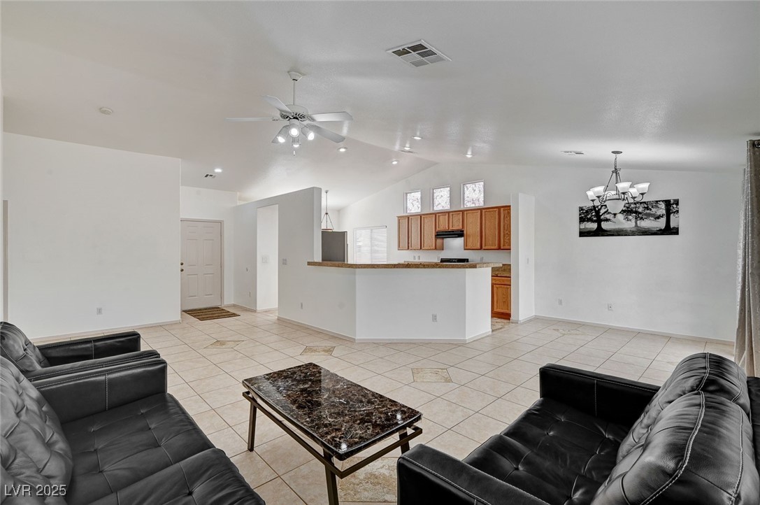 4226 West El Campo Grande Avenue