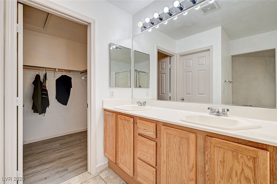 4226 West El Campo Grande Avenue