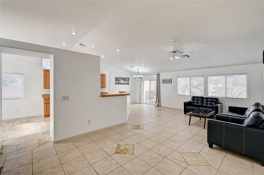 4226 West El Campo Grande Avenue