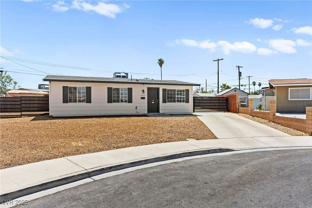 6121 Fawn Circle