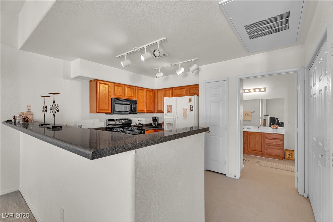 9303 Gilcrease Avenue 2201