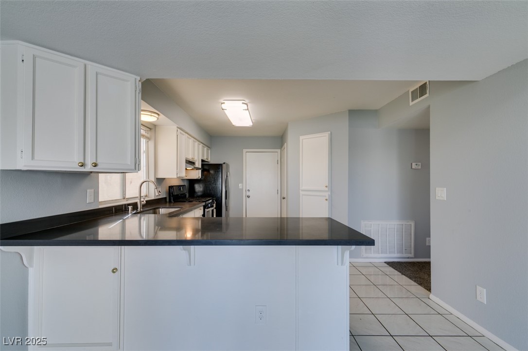 7424 Queen Palm Drive