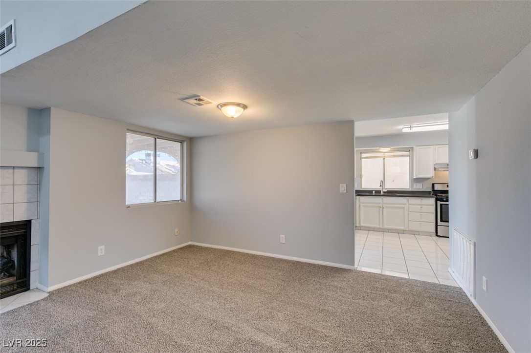 7424 Queen Palm Drive