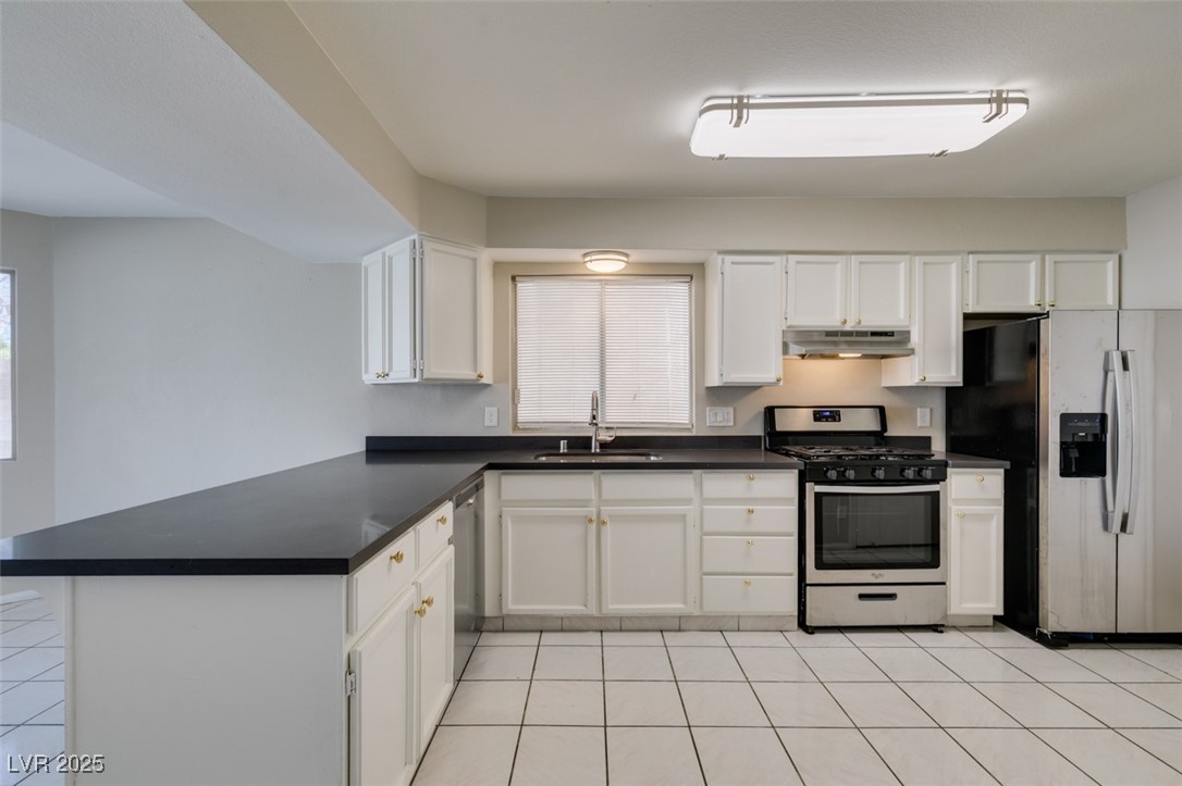 7424 Queen Palm Drive