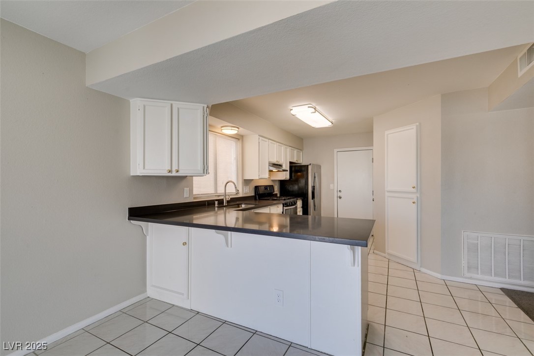 7424 Queen Palm Drive