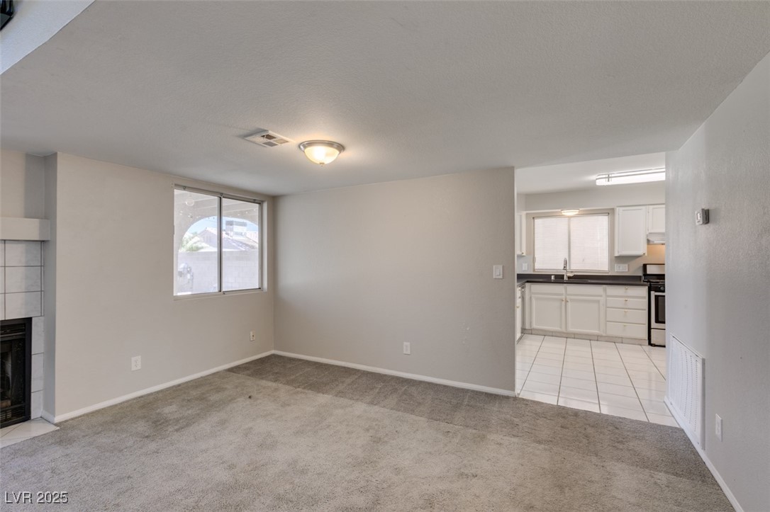 7424 Queen Palm Drive