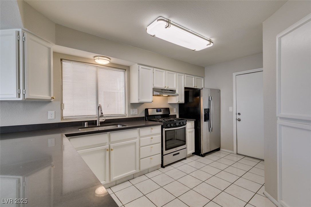 7424 Queen Palm Drive