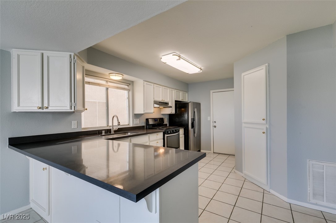 7424 Queen Palm Drive