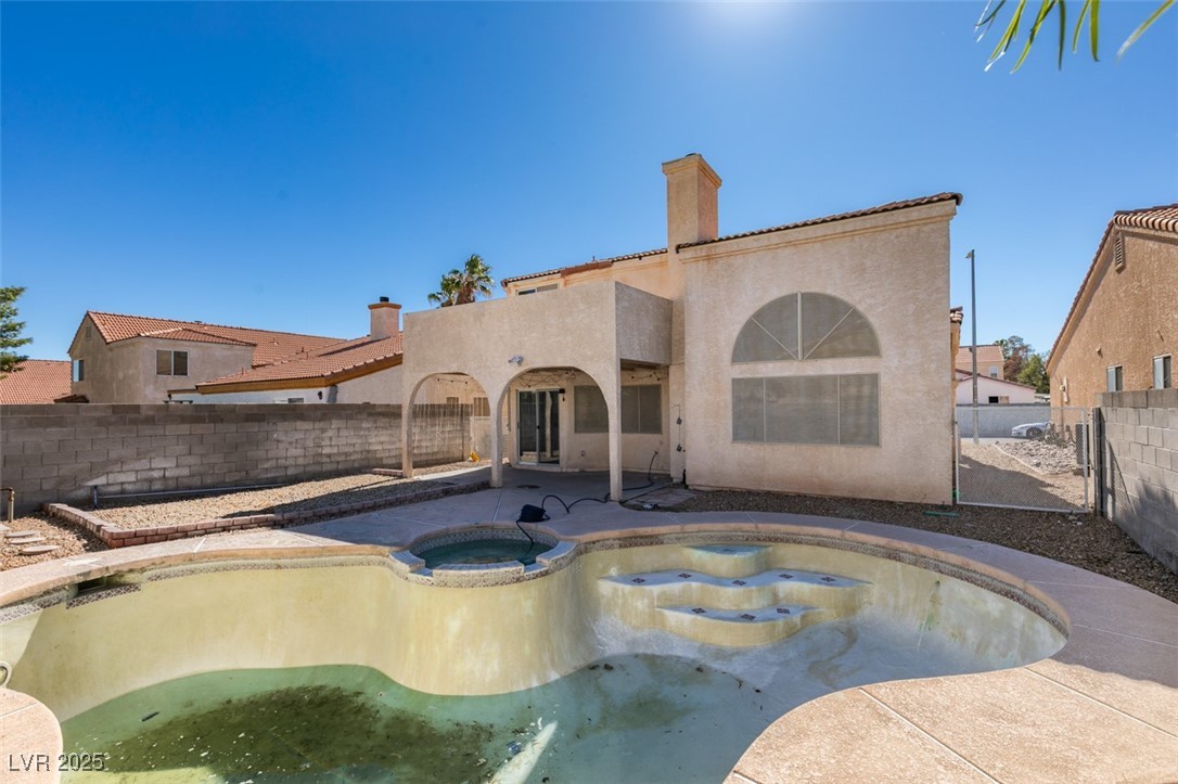 7424 Queen Palm Drive