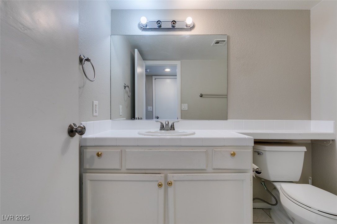 7424 Queen Palm Drive