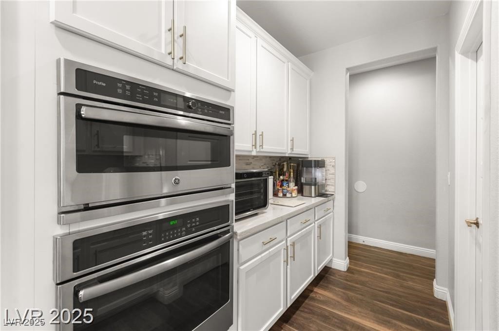 2580 Prairie Pine Street