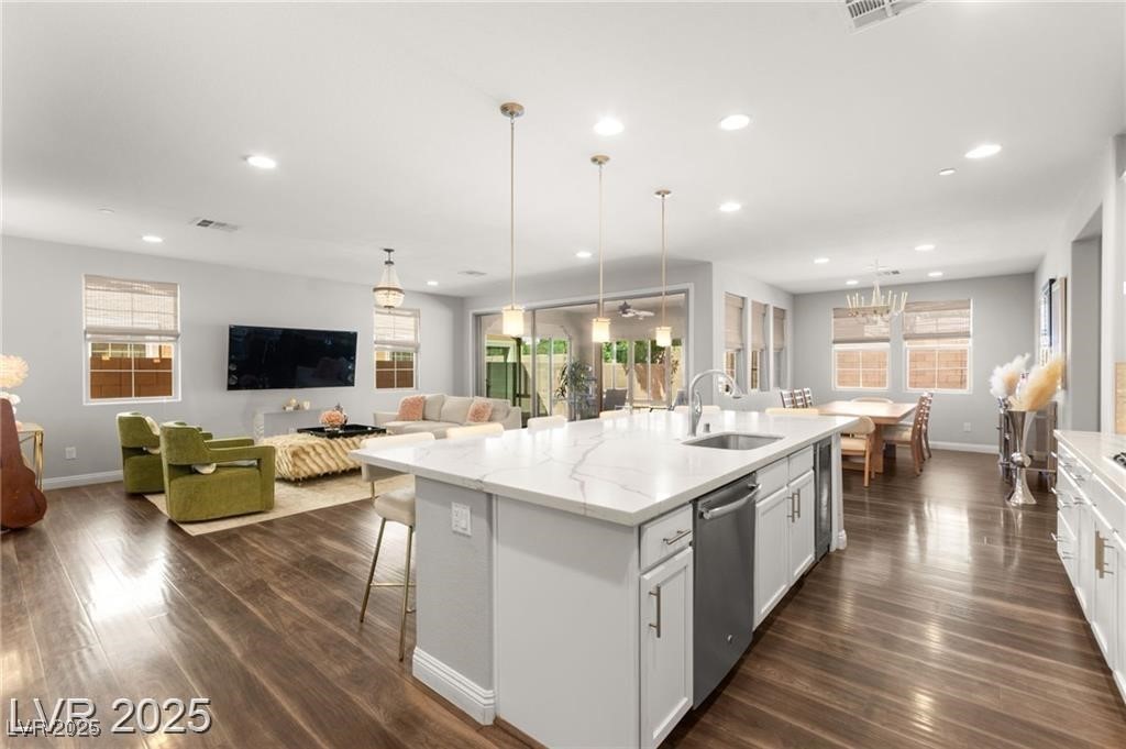 2580 Prairie Pine Street