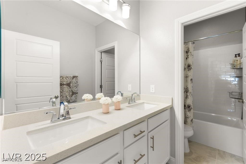 2580 Prairie Pine Street