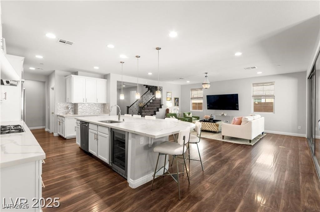 2580 Prairie Pine Street