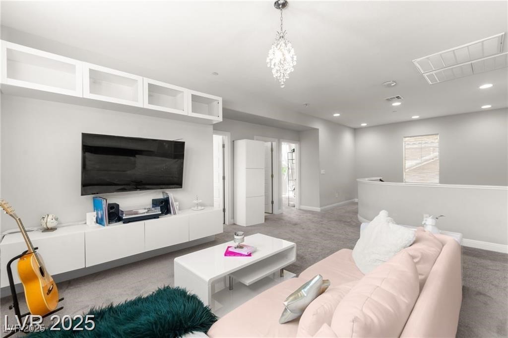 2580 Prairie Pine Street