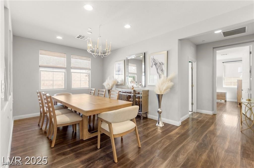 2580 Prairie Pine Street