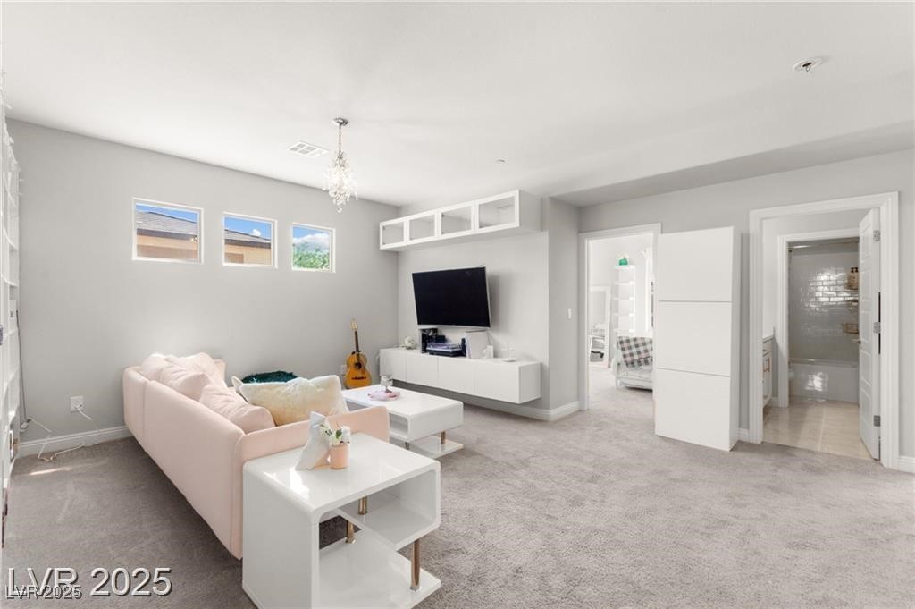 2580 Prairie Pine Street