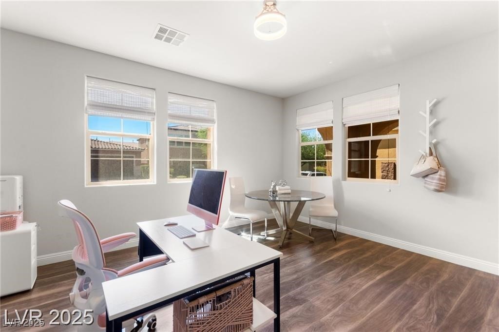 2580 Prairie Pine Street