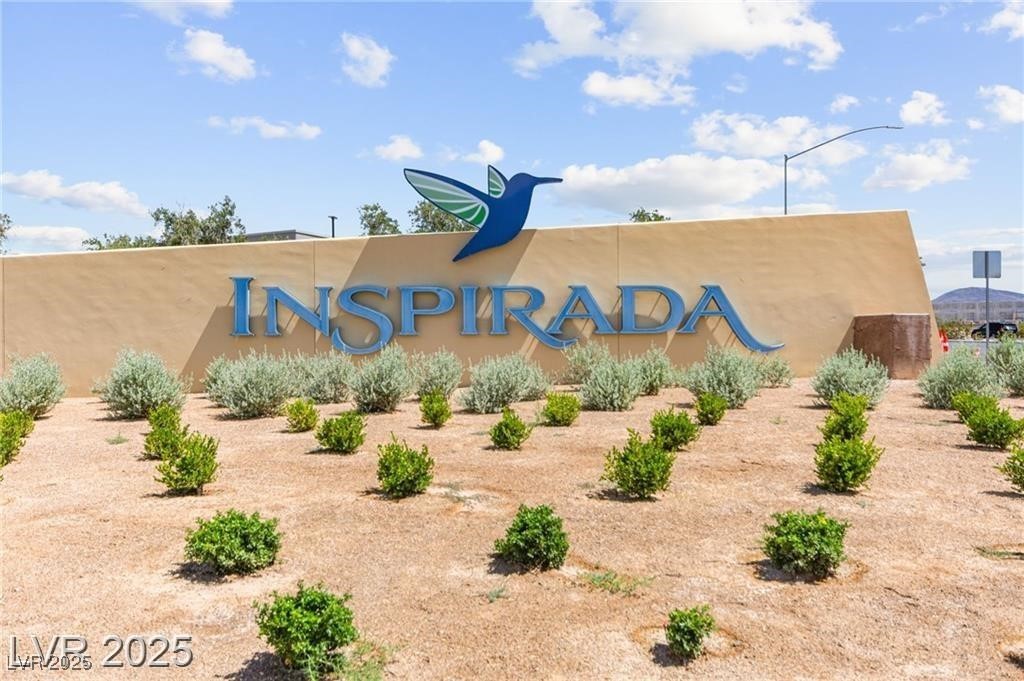 2580 Prairie Pine Street