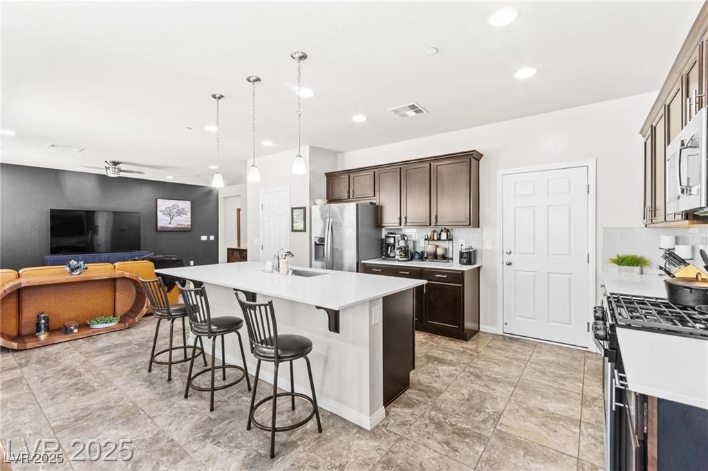 3046 Scenic Rhyme Avenue