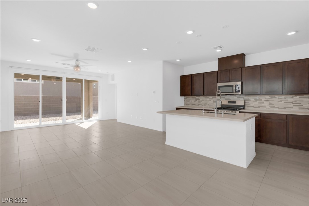 2869 Sweeping Palm Road