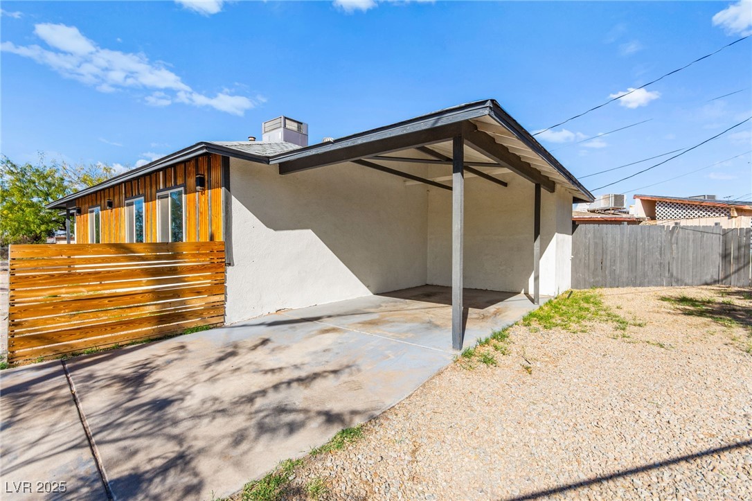 124 Ivy Street