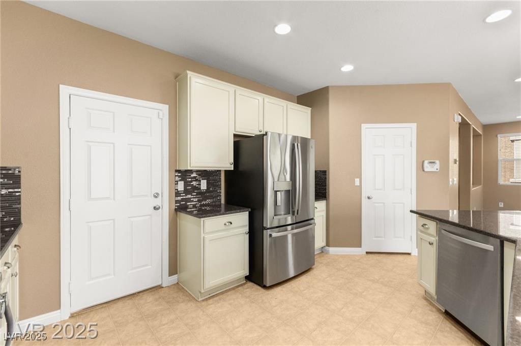 326 East Neal Avenue