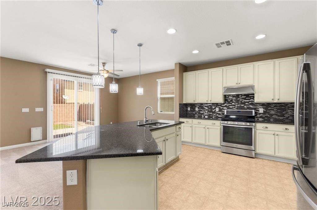 326 East Neal Avenue