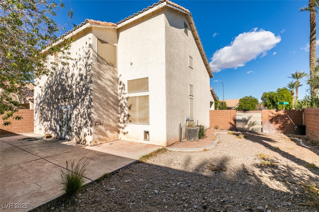 7353 Tumbling Street