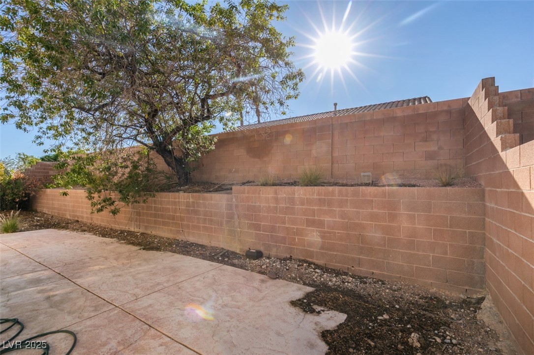 7353 Tumbling Street