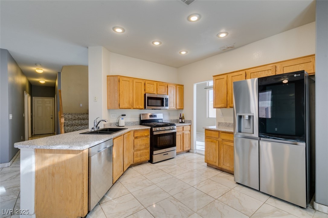 7353 Tumbling Street