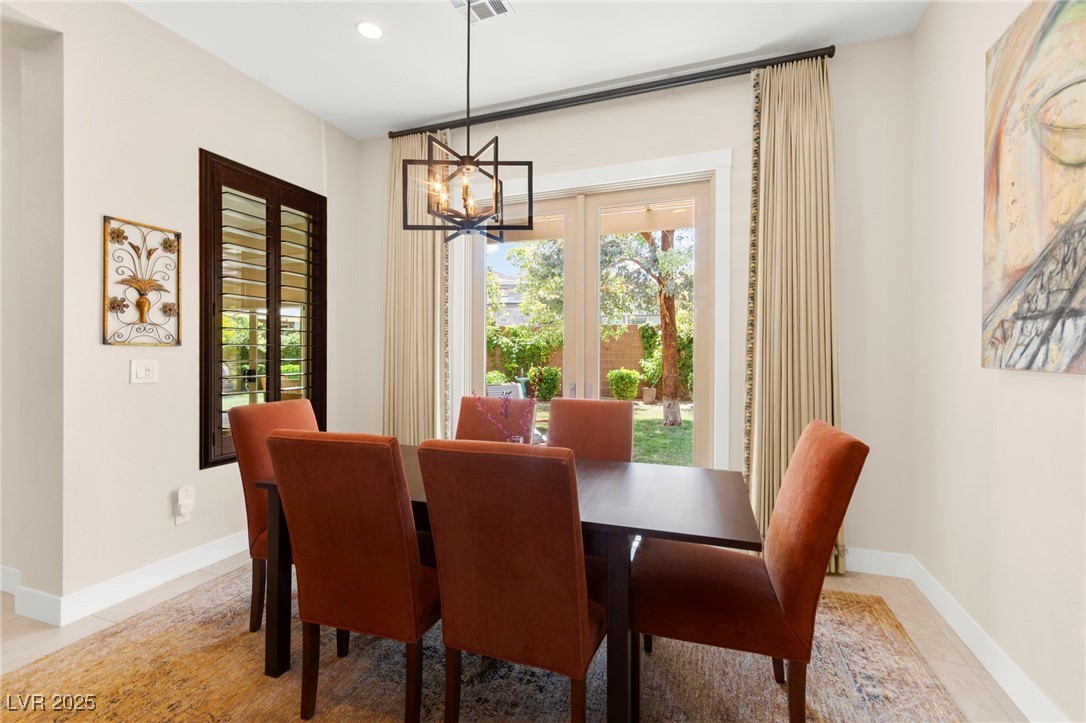 6810 Silver Crescent Street