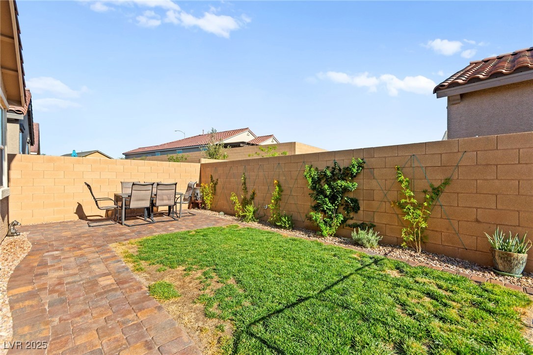 49 Sonata Dawn Avenue