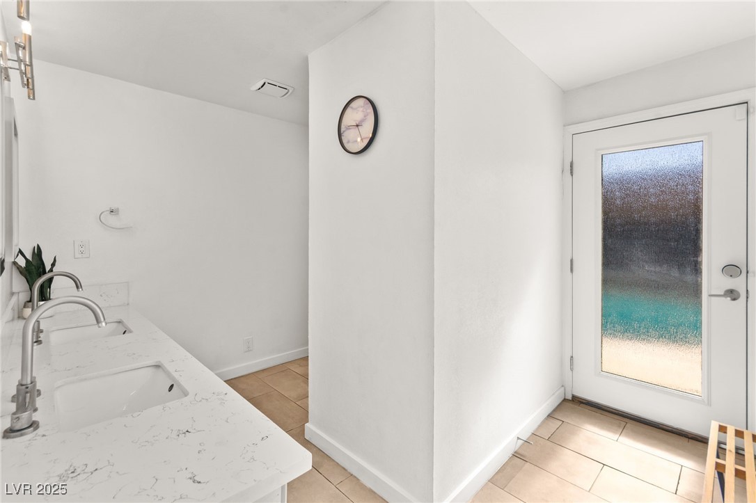 1531 Commanche Drive