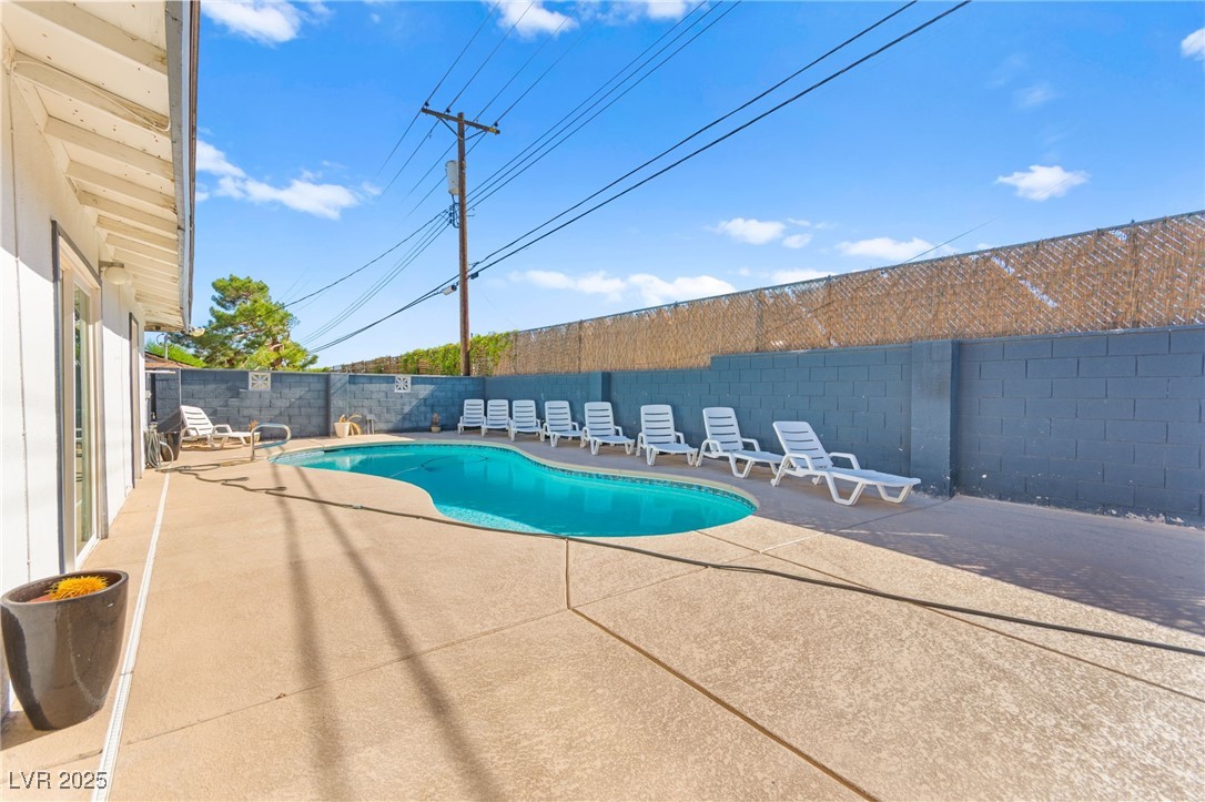 1531 Commanche Drive