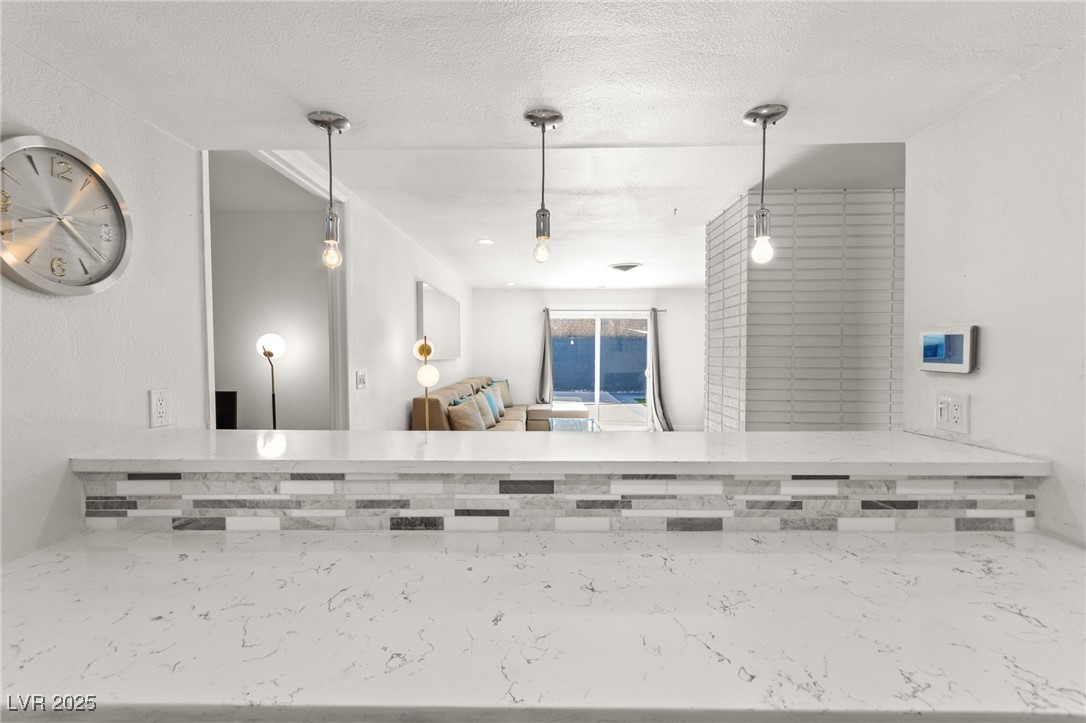 1531 Commanche Drive