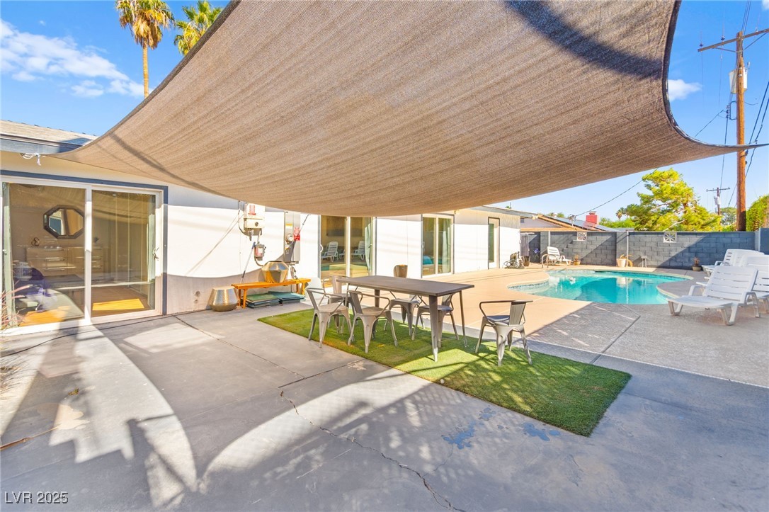 1531 Commanche Drive