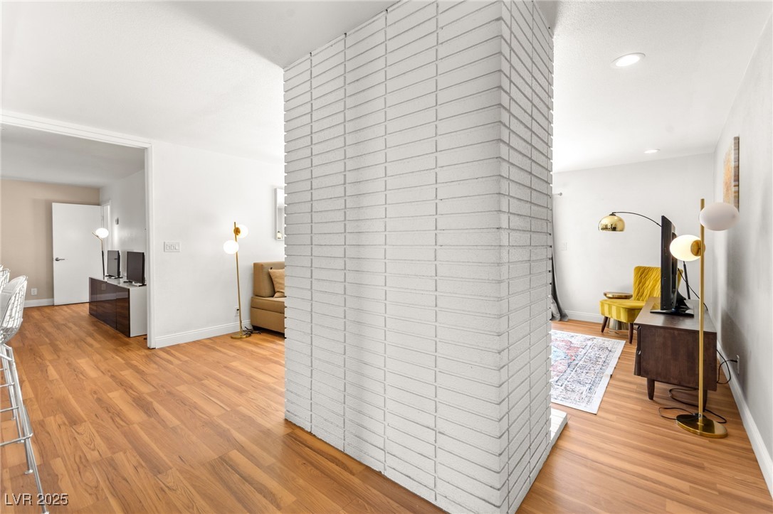 1531 Commanche Drive