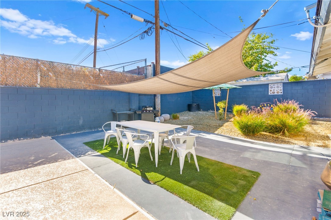 1531 Commanche Drive