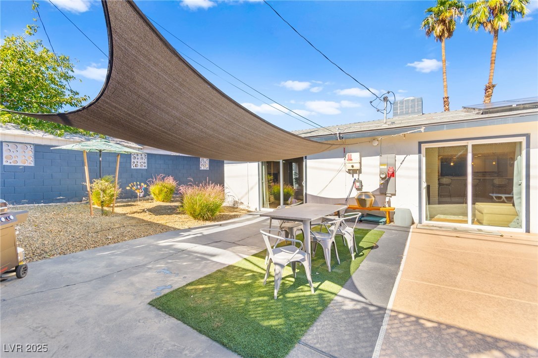 1531 Commanche Drive