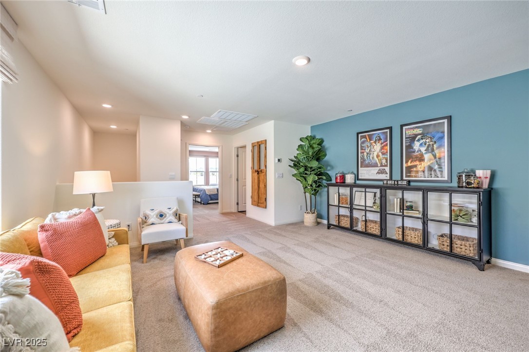 1016 PEACOCK PLUME Street Lot 705